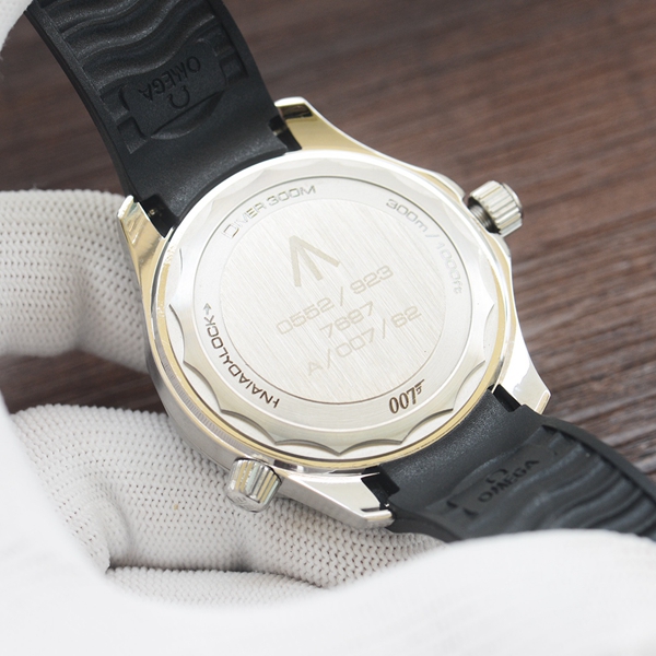 オメガ時計内部構造